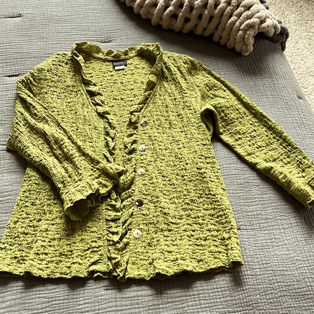 Nomadic Trader M green crinkle cardigan